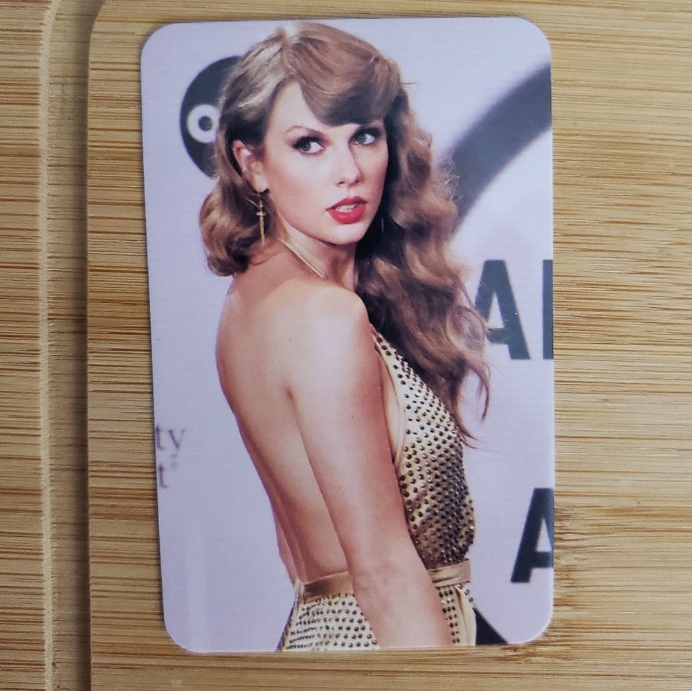Taylor Swift Photo Card Set - Picture 7 of 9